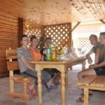 Наши гости в беседках на озере Алаколь в зоне отдыха Робинзон